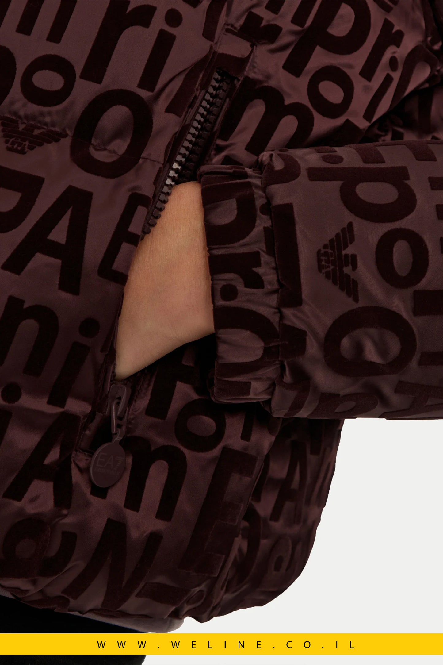 מעיל פוך איכותי מבית EA7 Emporio Armani