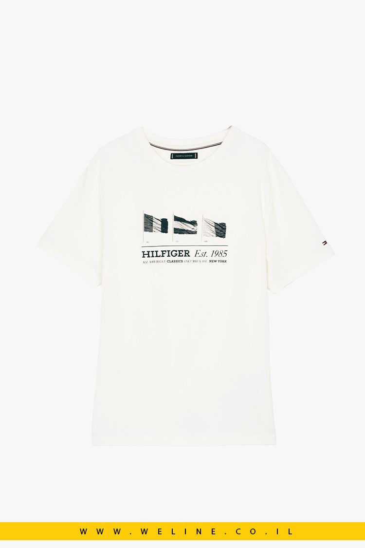 חולצת טי Embroidered Hilfiger Flags בצבע Ivory Petal