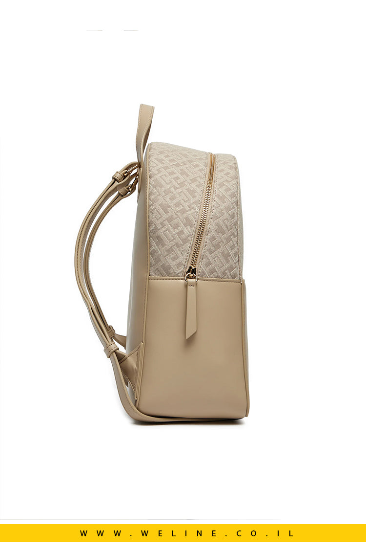 תיק גב Tommy Hilfiger Th Jacquard Backpack בצבע בז'