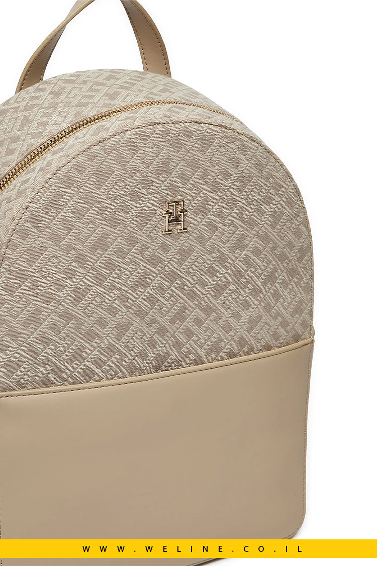 תיק גב Tommy Hilfiger Th Jacquard Backpack בצבע בז'