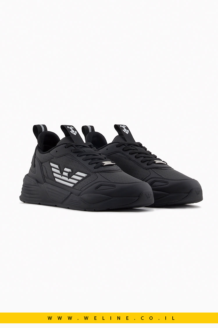 סניקרס ACE Runner Monogram מבית EA7