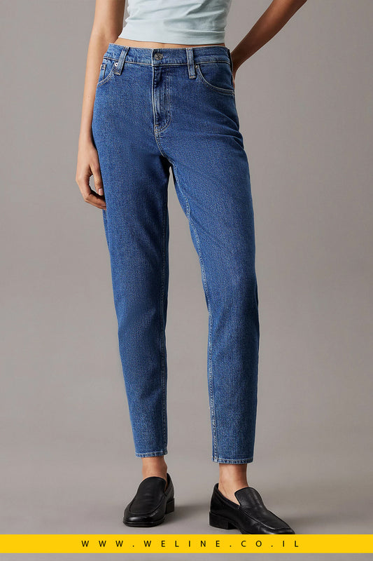 ג'ינס נשים בגזרת Mom – גזרה גבוהה עם שטיפה אבן בגוון כחול בינוני