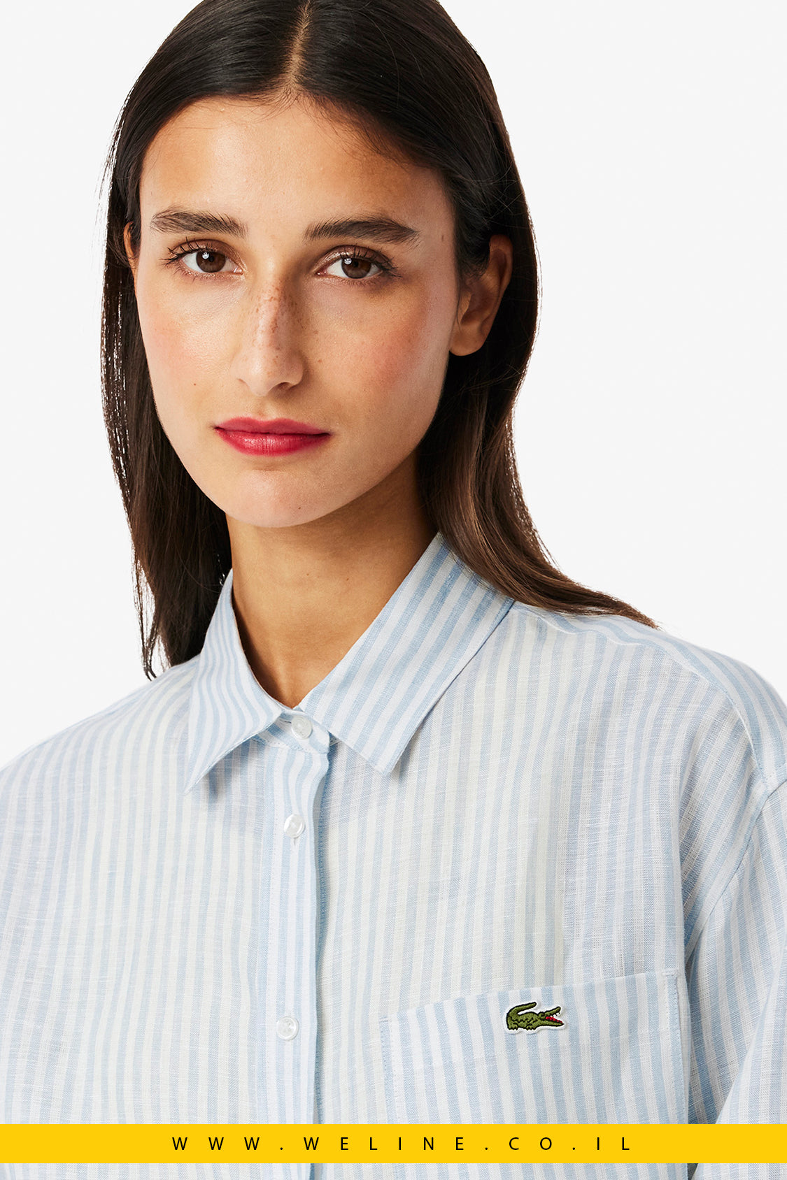 חולצת פסים אוברסייז לנשים מבית Lacoste – בגוון כחול