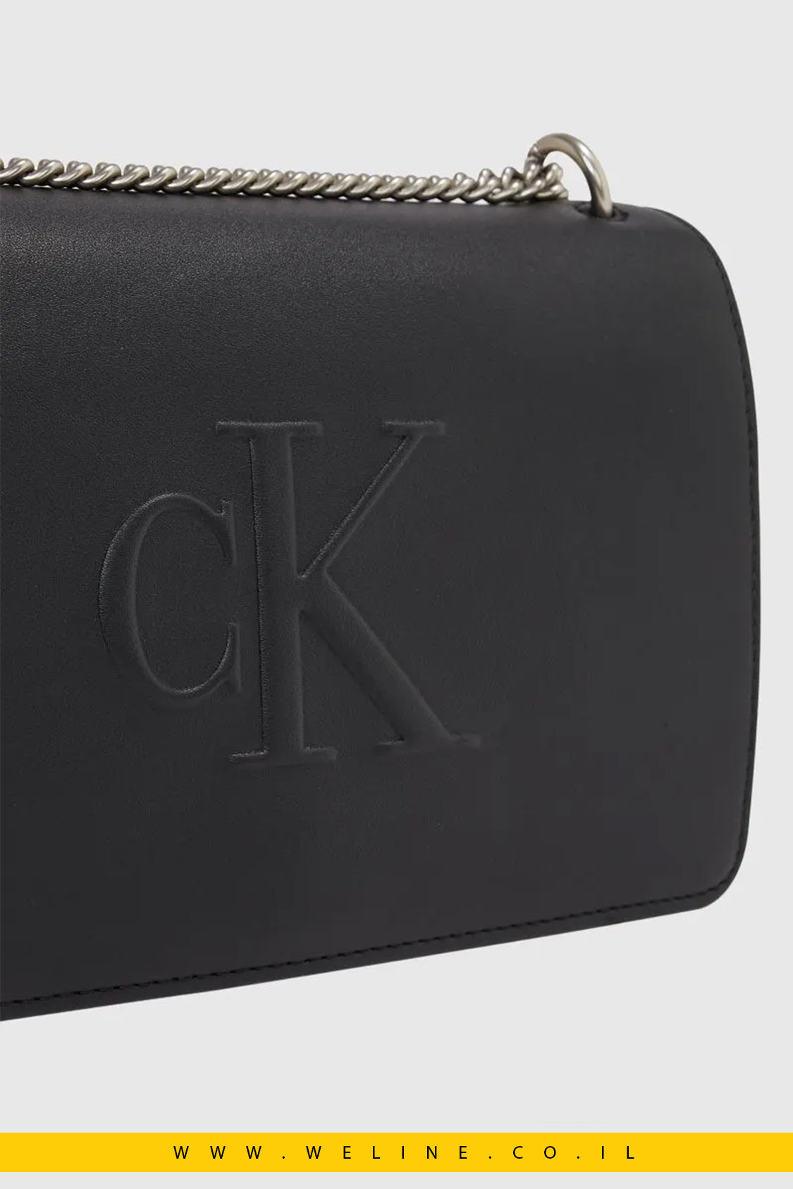 תיק כתף לנשים בעיצוב מונוגרמה | Calvin Klein