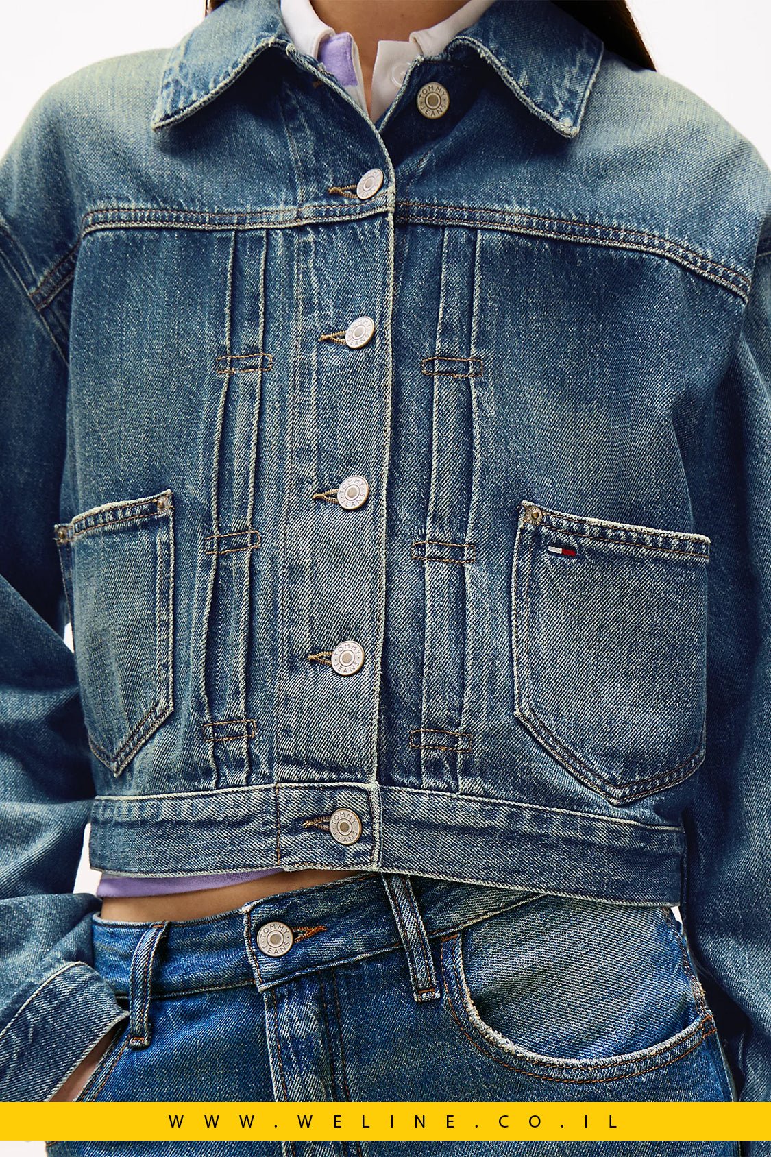ג’קט ג’ינס קל עם לוגו בגב לנשים Tommy Jeans - WELINE.CO.IL