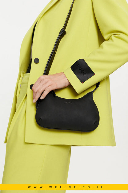 תיק צד קטן לנשים Calvin Klein Soft Crossbody בצבע שחור