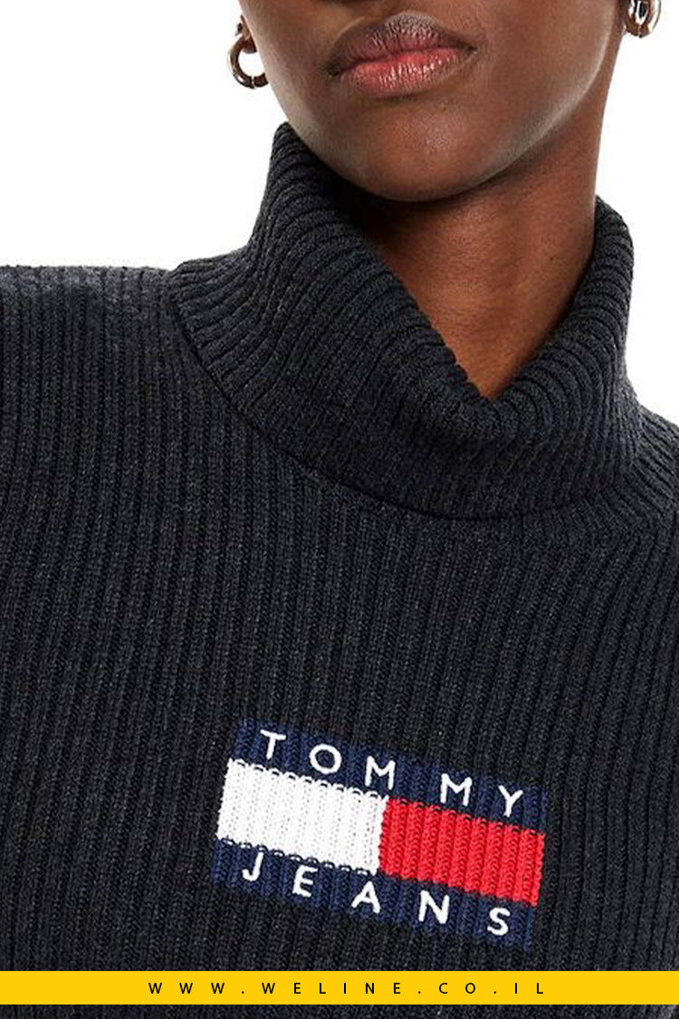 סוודר גולף לנשים Tommy Jeans Tjw Melange Trtlnck Flag בצבע שחור
