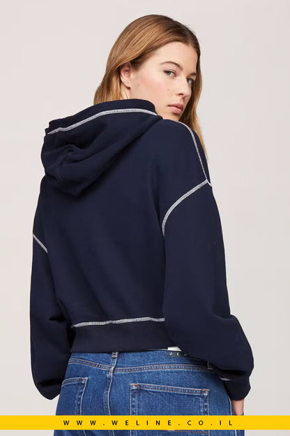 קפוצ'ון Boxy Top Stitch Badge