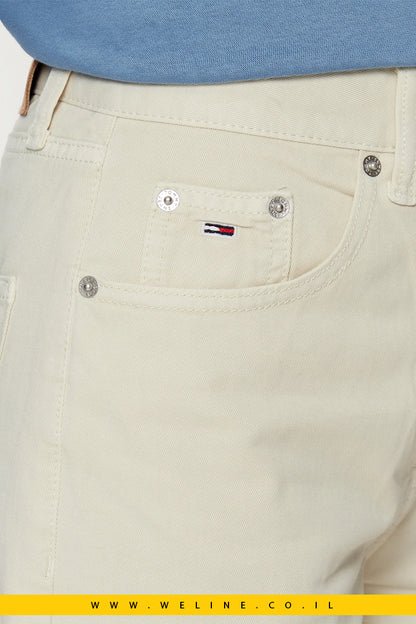 ג'ינס Tommy Jeans בצבע אקרו (Écru) בגזרת Straight Fit