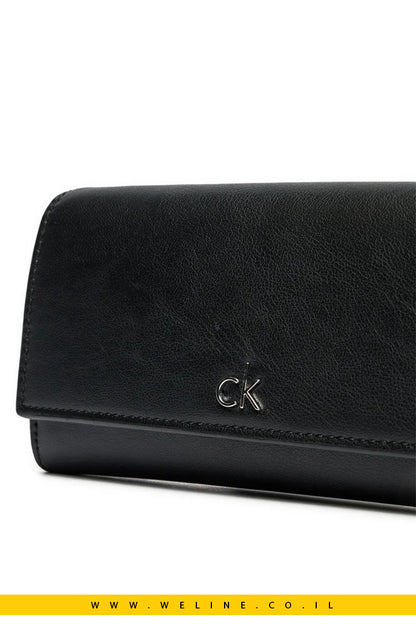 תיק קטן לנשים Calvin Klein Daily Wallet Mini Bag בצבע שחור