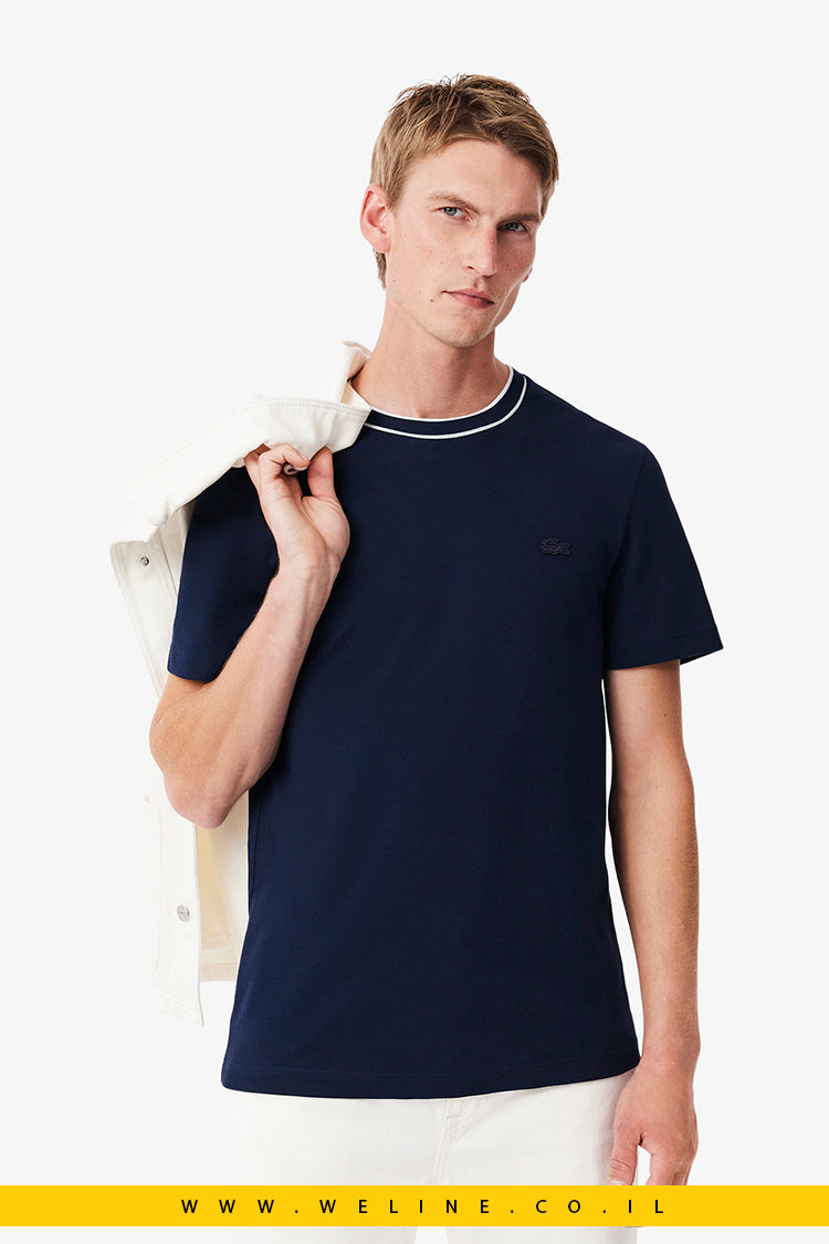 חולצת T-Shirt Stretch Piqué עם צווארון פסים לגברים בצבע כחול מבית Lacoste