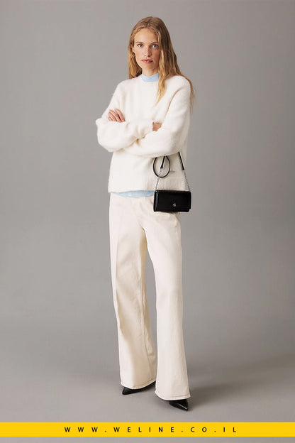 תיק ארנק קרוסבודי לנשים Calvin Klein Logo Crossbody Wallet Bag בצבע שחור
