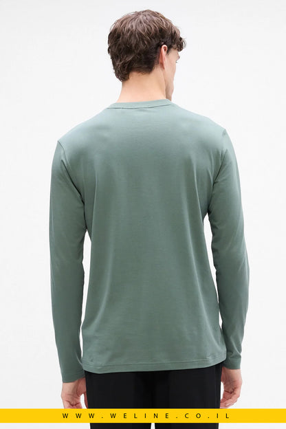 טי־שירט שרוול ארוך מכותנה סטרצ’ עם לוגו קונטרסטי לגברים מבית BOSS