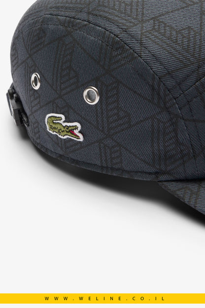 Lacoste כובע Jockey מודפס מטוויל כותנה – אפור כהה/שחור