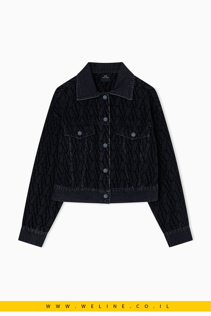 ג'קט ג'ינס armani-exchange שחור עם הדפס מונוגרמה All-Over – לוק אורבני מודרני בגזרה משוחררת