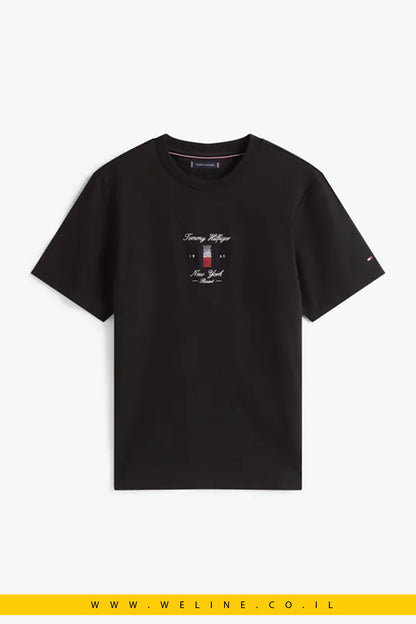 חולצת T לגברים עם לוגו דגל Tommy Hilfiger