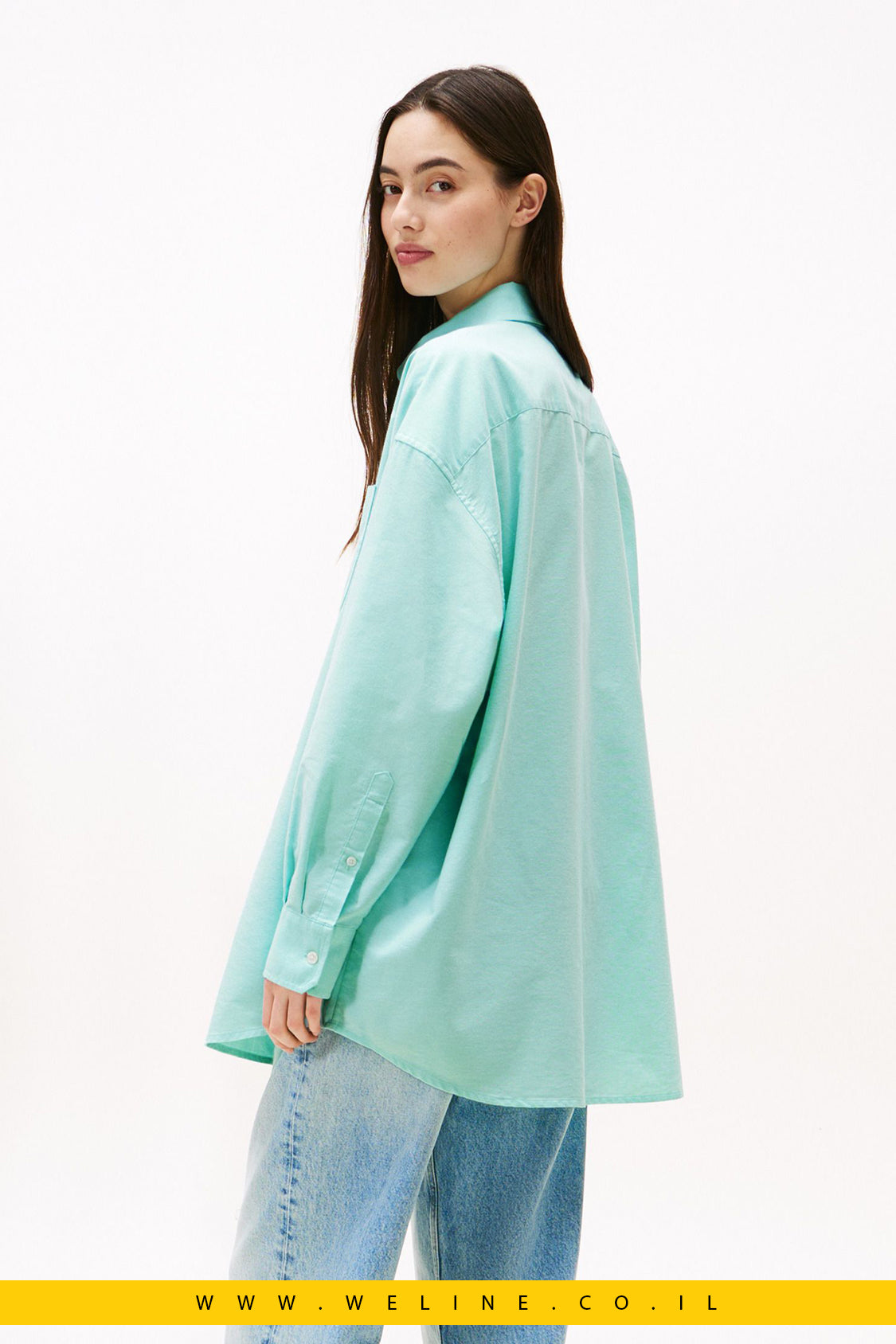 Tommy Jeans Tommy Badge Oversized Oxford Shirt – חולצת אוקספורד אוברסייז לנשים בצבע מנטה