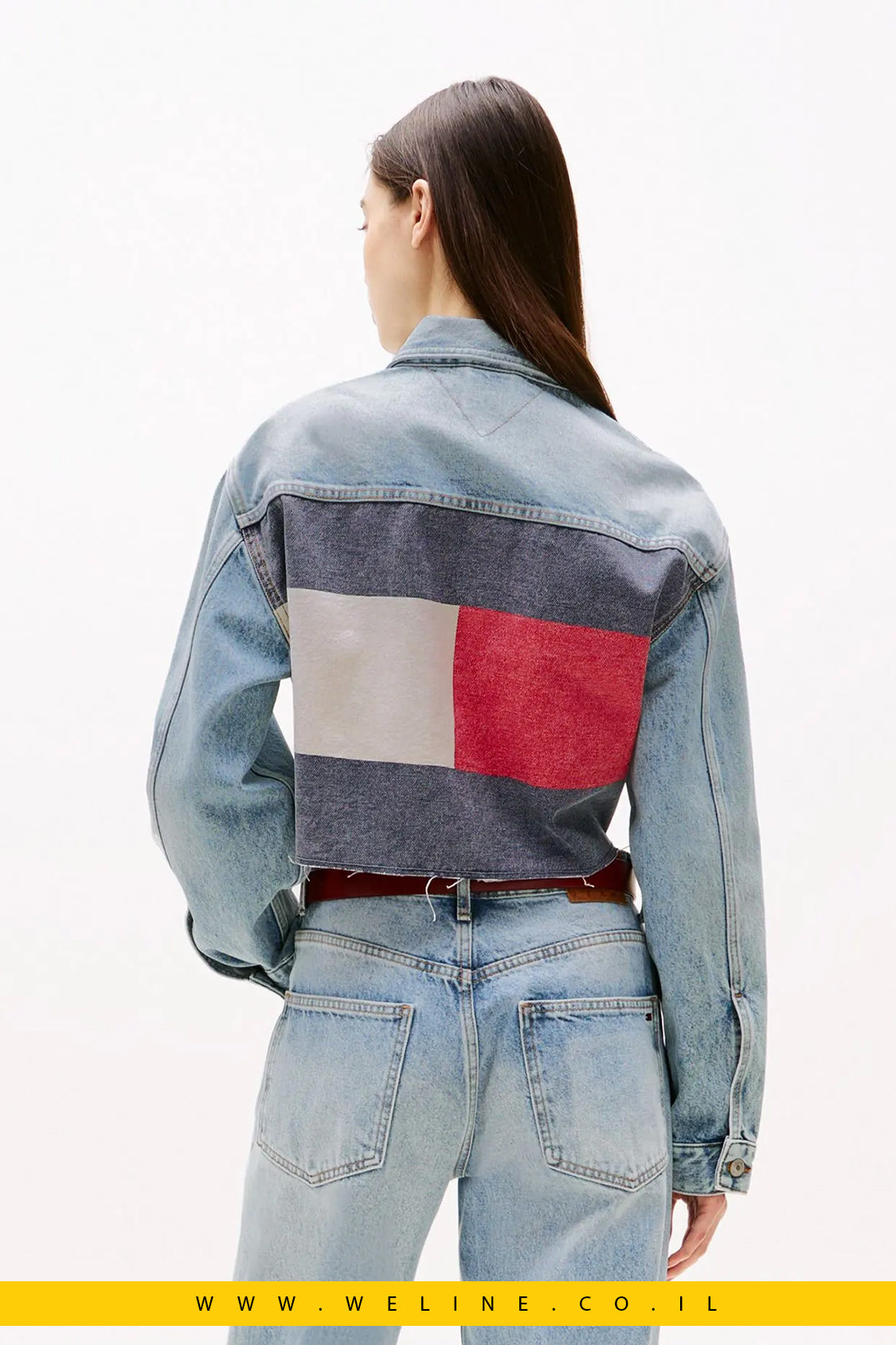 ג׳קט ג׳ינס נשים Tommy Jeans – Cropped Oversized עם לוגו אחורי גדול
