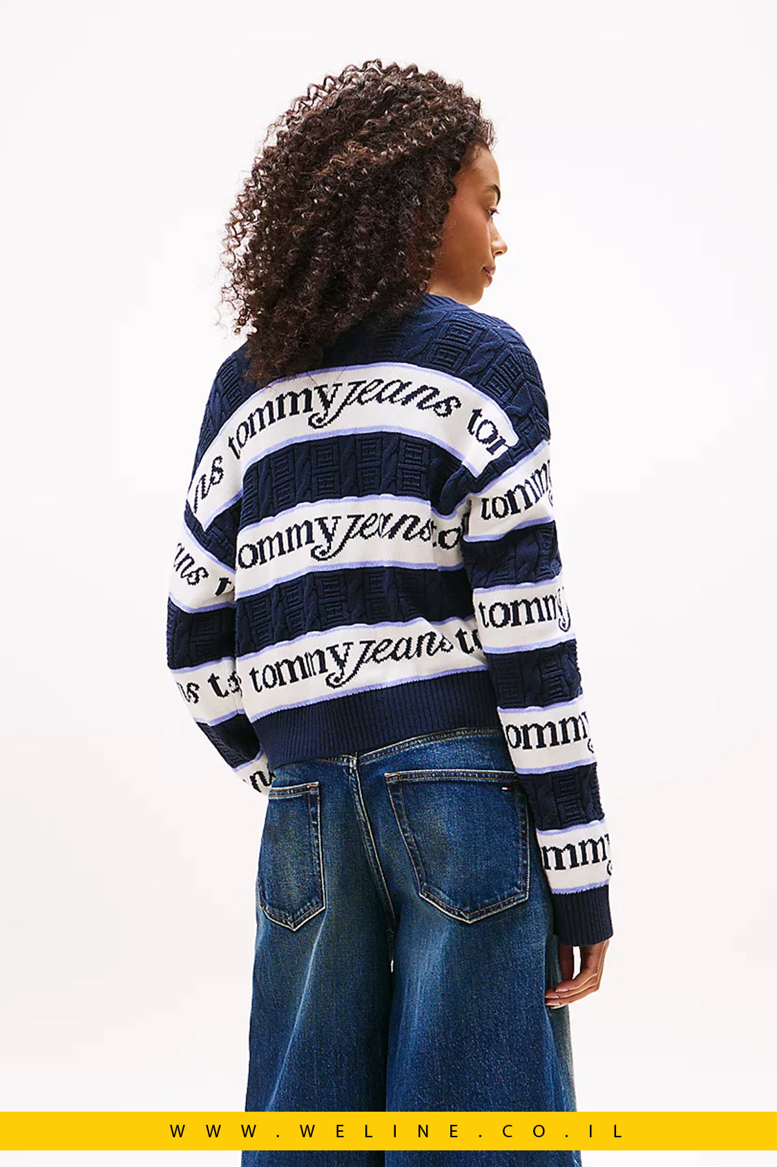 סוודר Tommy Flag Relaxed Logo Stripe Jumper – גזרת Relaxed