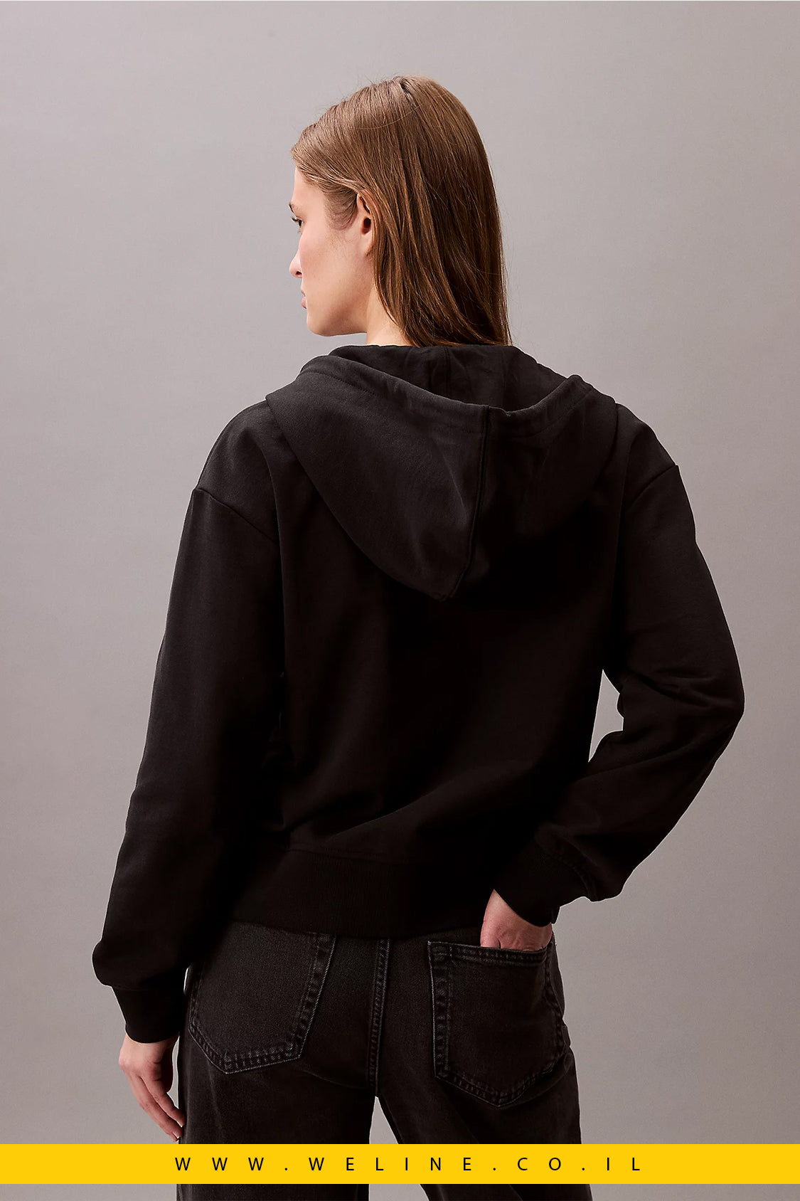 קפוצ'ון נשים Calvin Klein – דגם Monologo עם רוכסן מלא בצבע שחור