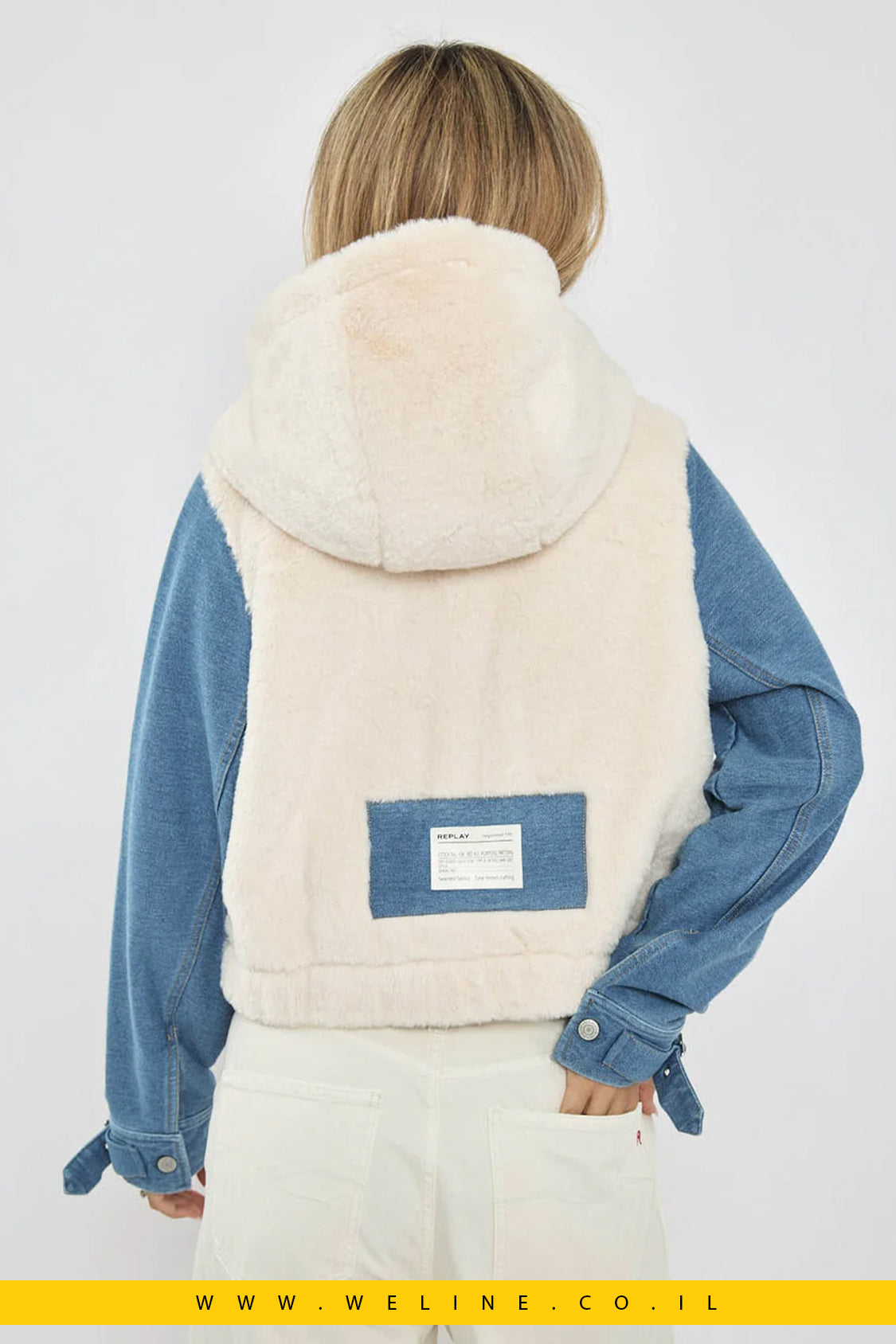 ג'קט גינס קצר לנשים בצבע קרם