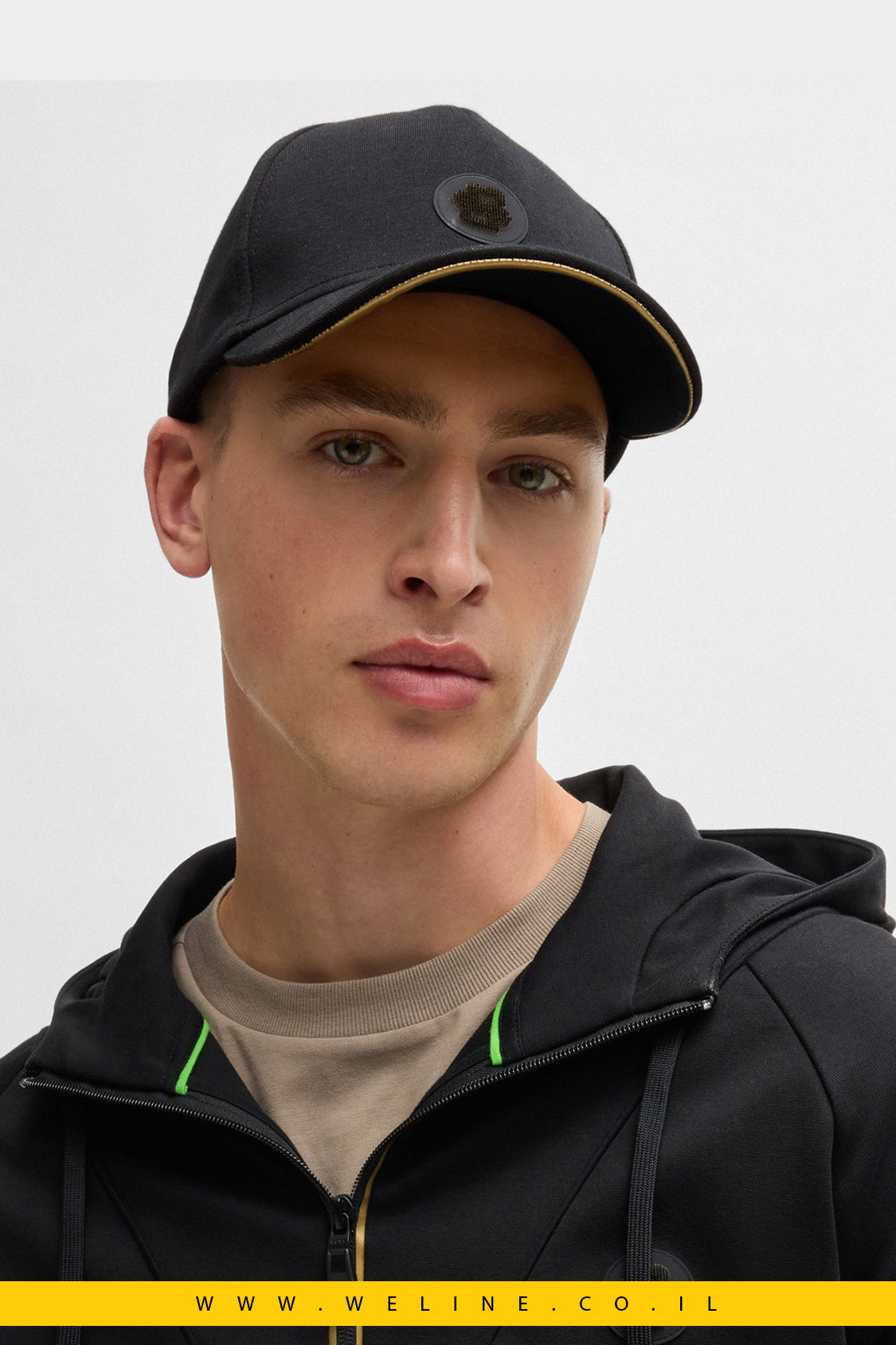 BOSS – כובע עם פאץ Monogram Double B