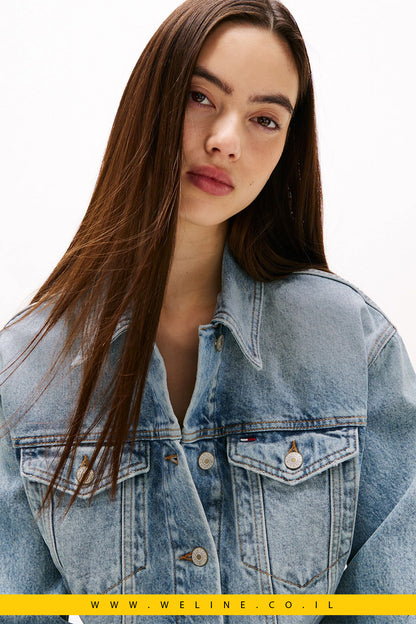ג׳קט ג׳ינס נשים Tommy Jeans – Cropped Oversized עם לוגו אחורי גדול