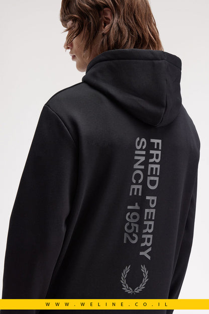 סווטשירט קפוצ'ון עם מיתוג בולט – Fred Perry (שחור)