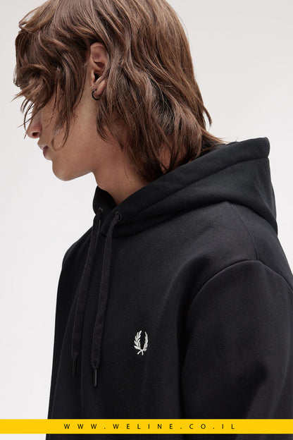סווטשירט קפוצ'ון עם מיתוג בולט – Fred Perry (שחור)