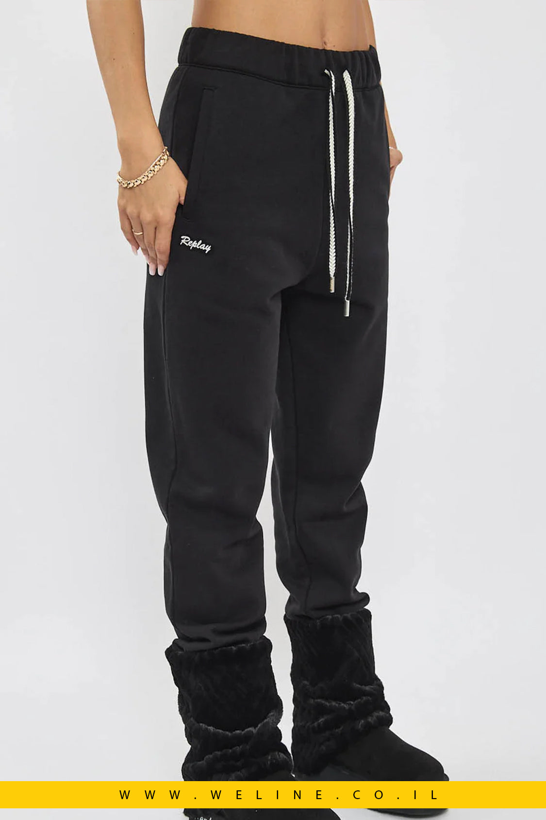 חליפת טריננג בצבע שחור לנשים REPLAY