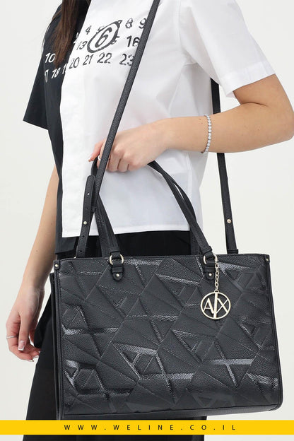 תיק שופינג לנשים בצבע שחור עם לוגו מונוגרמה – Armani Exchange - WELINE.CO.IL