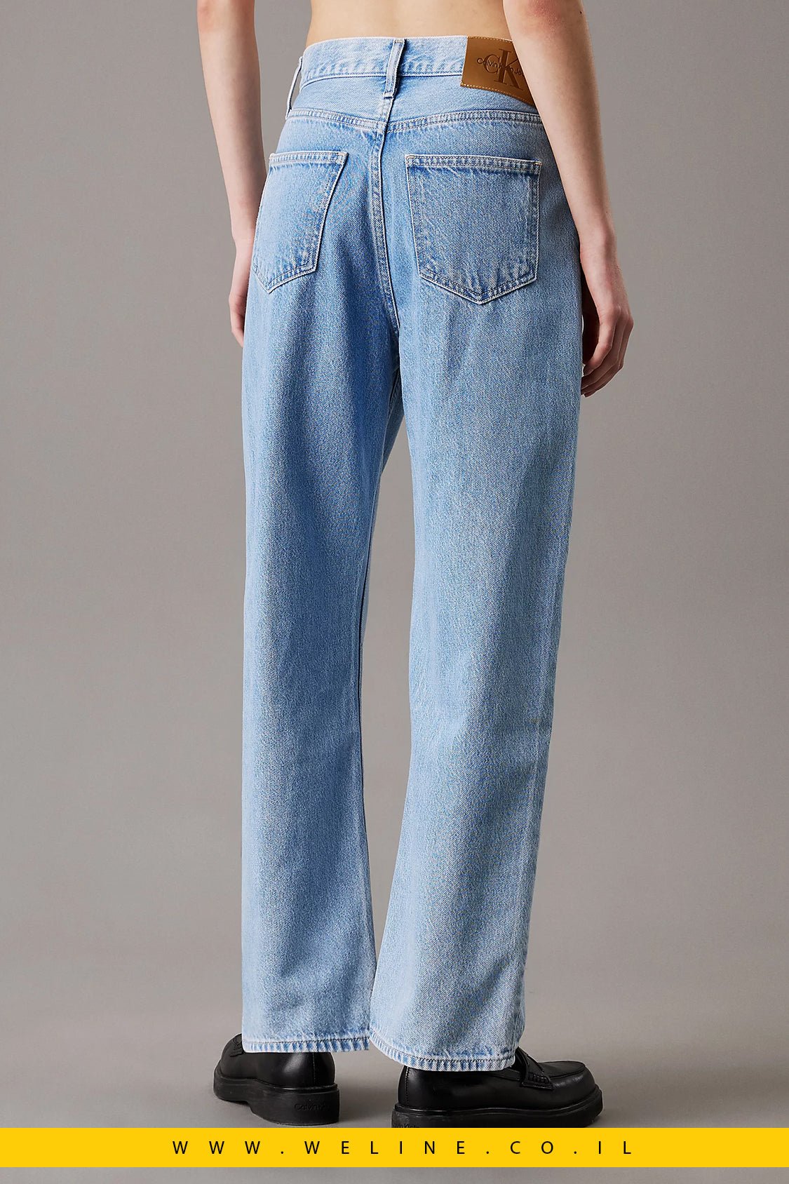 ג׳ינס נשים בגזרת Barrel מותן גבוהה – Calvin Klein - WELINE.CO.IL