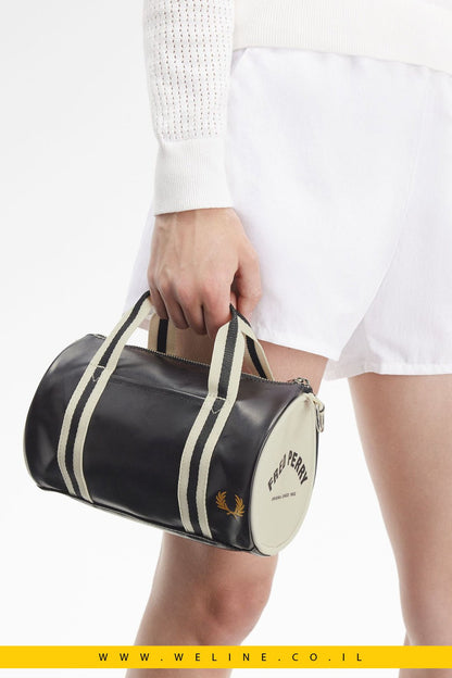 תיק קלאסי קטן בסגנון Barrel – Fred Perry - WELINE.CO.IL