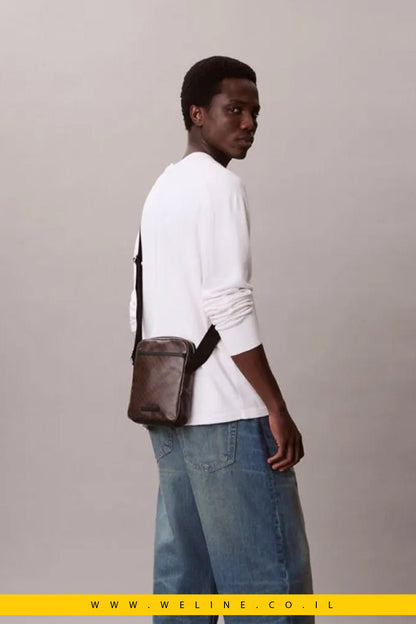 תיק צד Calvin Klein Allover Emblem Logo Reporter Bag - WELINE.CO.IL
