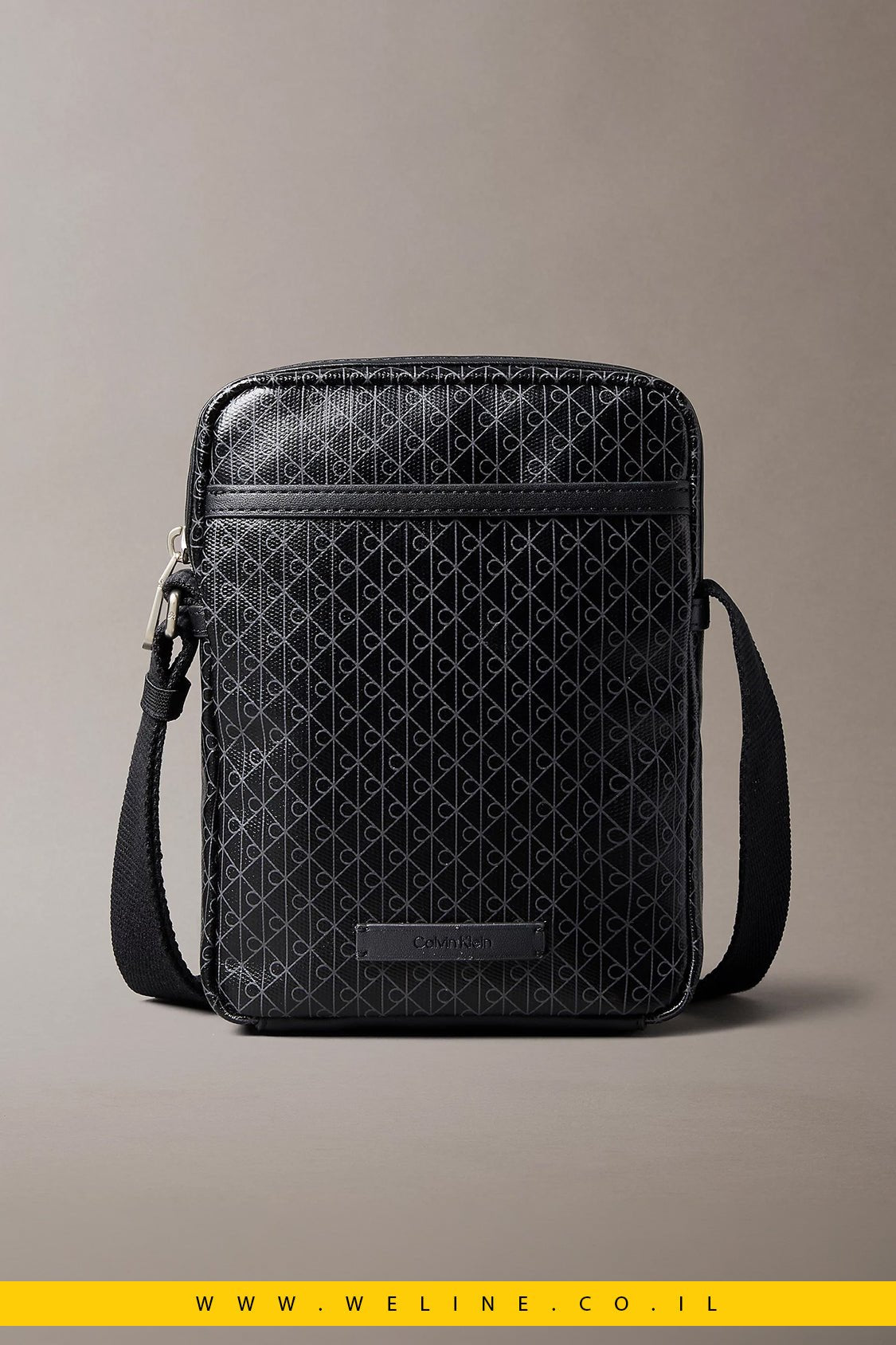 תיק צד Calvin Klein Allover Emblem Logo Reporter Bag - WELINE.CO.IL