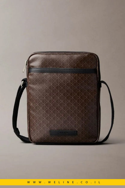 תיק צד Calvin Klein Allover Emblem Logo Reporter Bag - WELINE.CO.IL