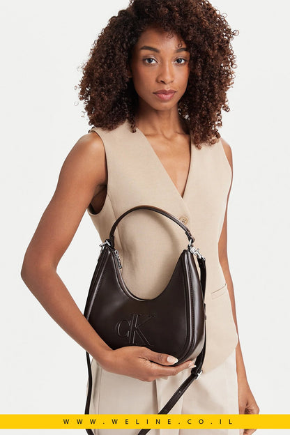 תיק כתף לנשים Calvin Klein Bold CK Small Crescent Bag - WELINE.CO.IL