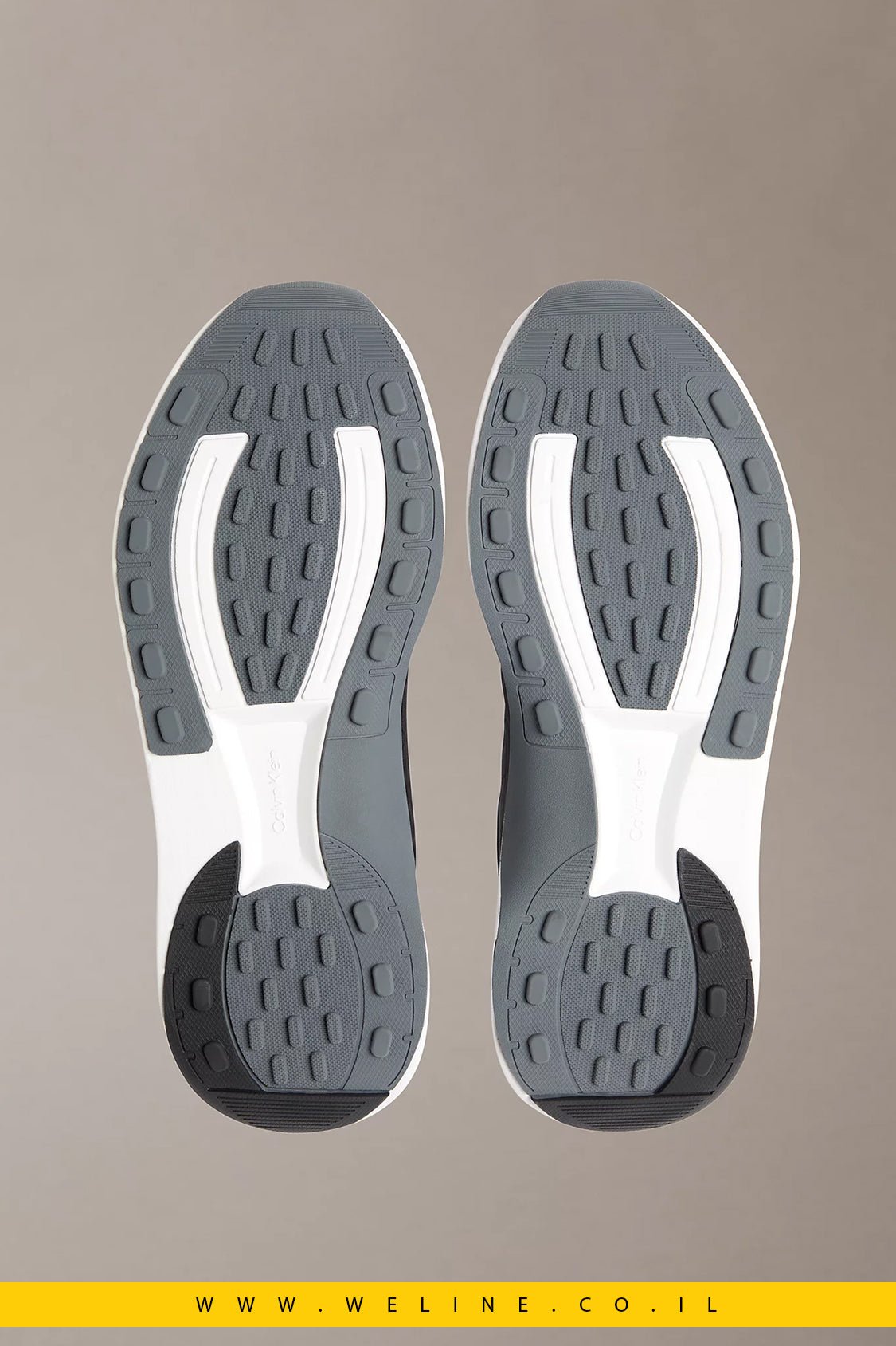 Calvin Klein – נעלי סניקרס Chunky Runner עם לוגו | שחור / פחם - WELINE.CO.IL