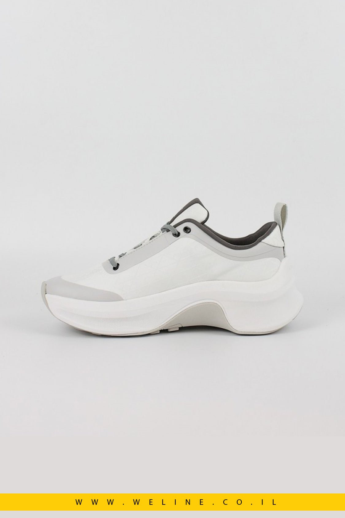 סניקרס נשים בעיצוב CALVIN KLEIN – Chunky Runner Lace - Up Mix AOP - WELINE.CO.IL