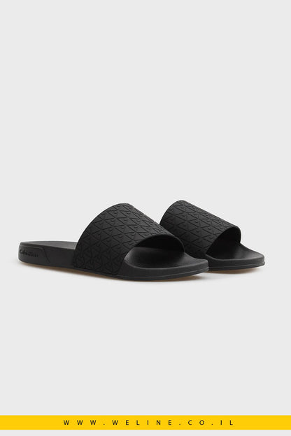 כפכפי סלייד גברים Calvin Klein ESS PU AOP – צבע שחור | דגם - WELINE.CO.IL