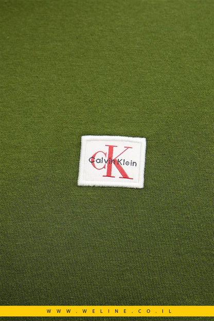 כותרת טי - שירט Calvin Klein Jeans לגברים Regular Fit – צבע ירוק - WELINE.CO.IL