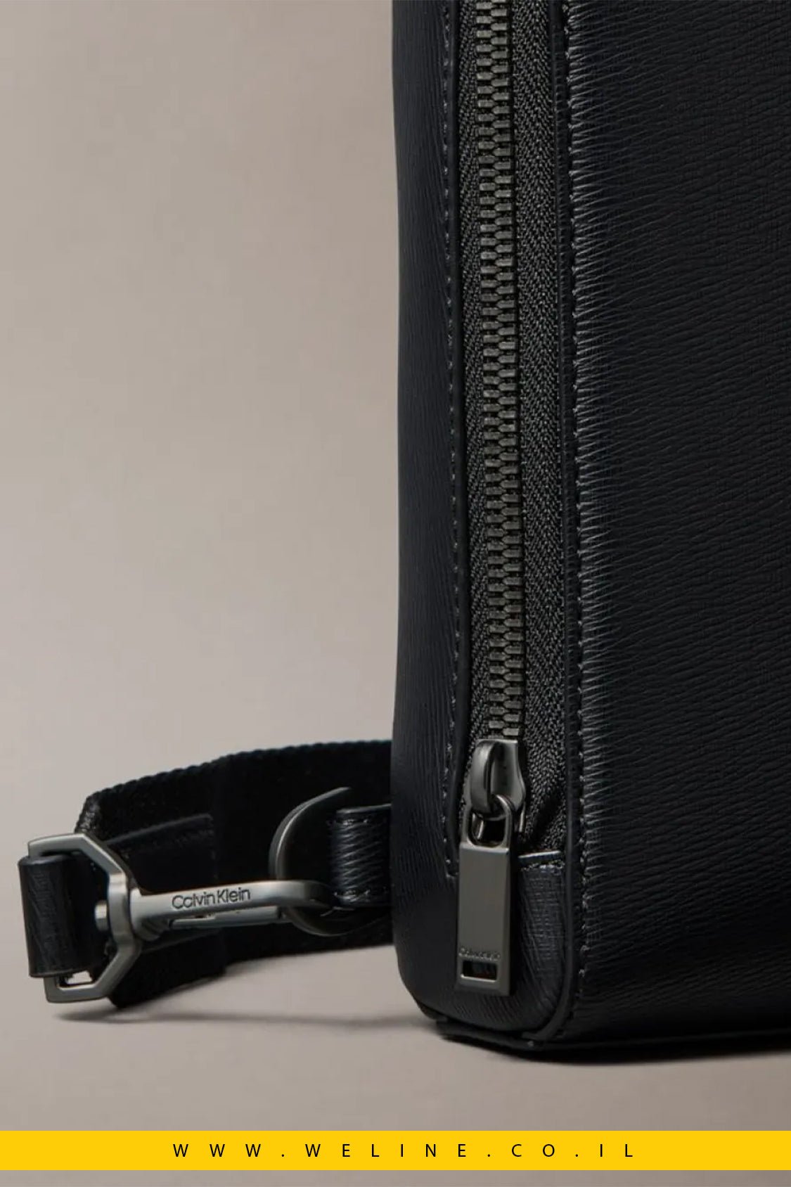 תיק סלינג קרוסבודי Calvin Klein Saffiano Emblem Logo - WELINE.CO.IL