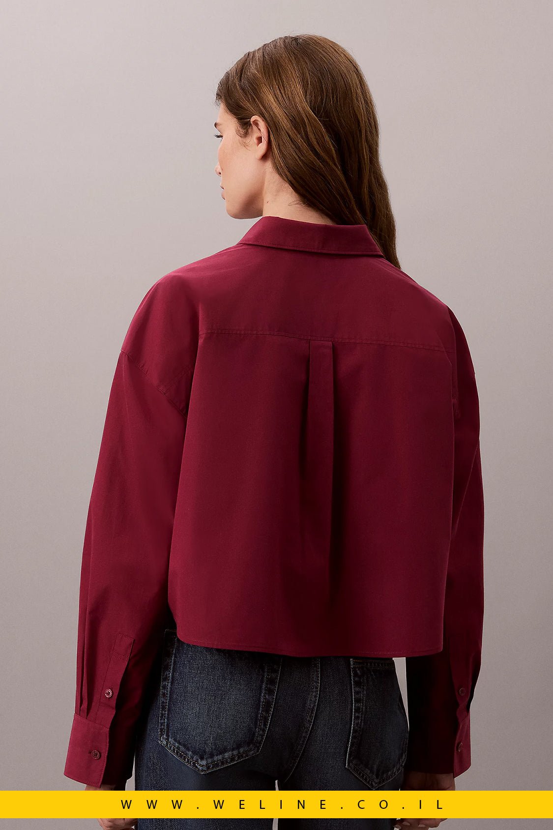 חולצה מכופתרת לנשים Calvin Klein Woven Monologo Cropped Poplin - WELINE.CO.IL