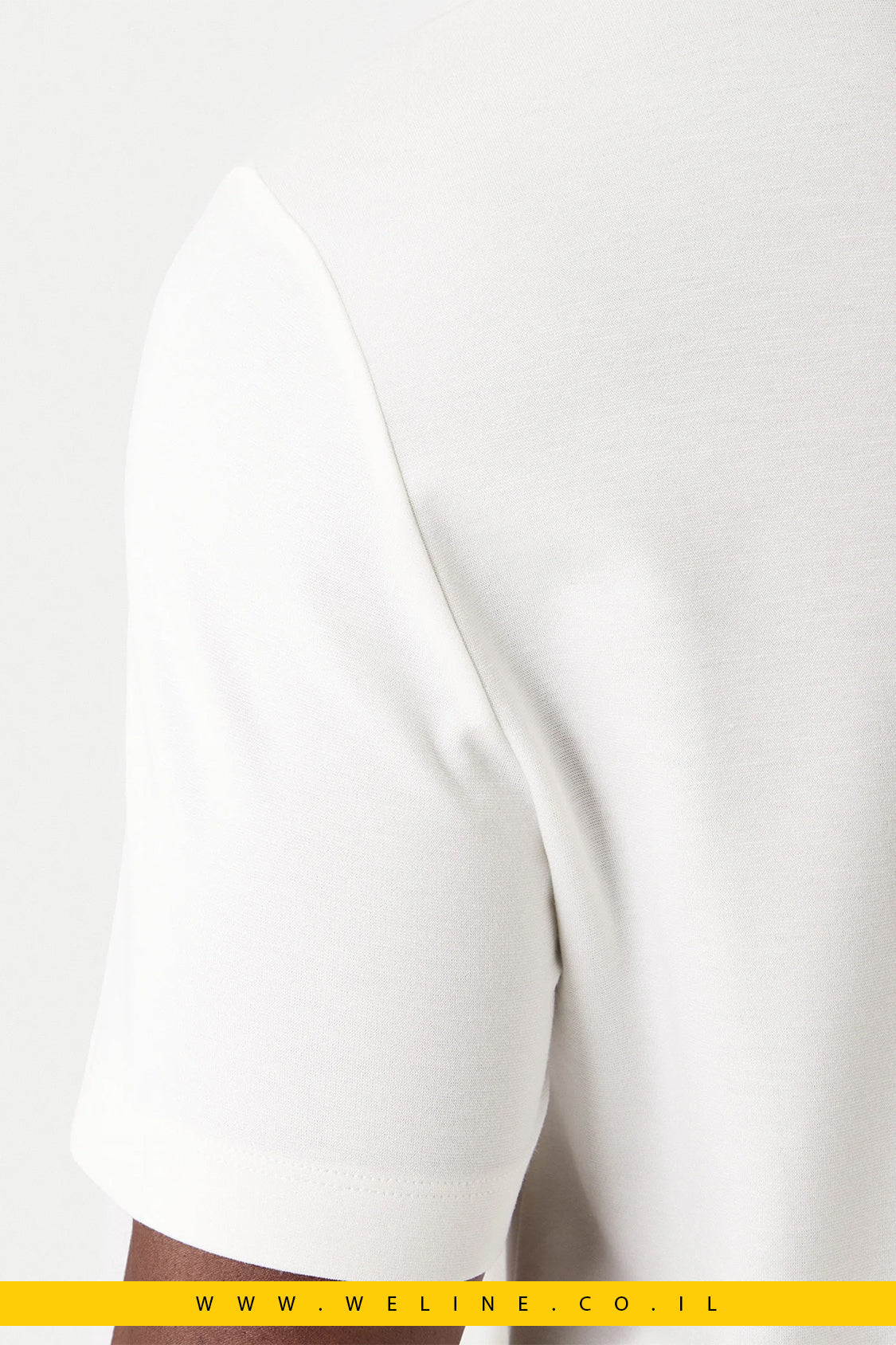 טי - שירט אלגנטית מבית EA7 Emporio Armani - WELINE.CO.IL