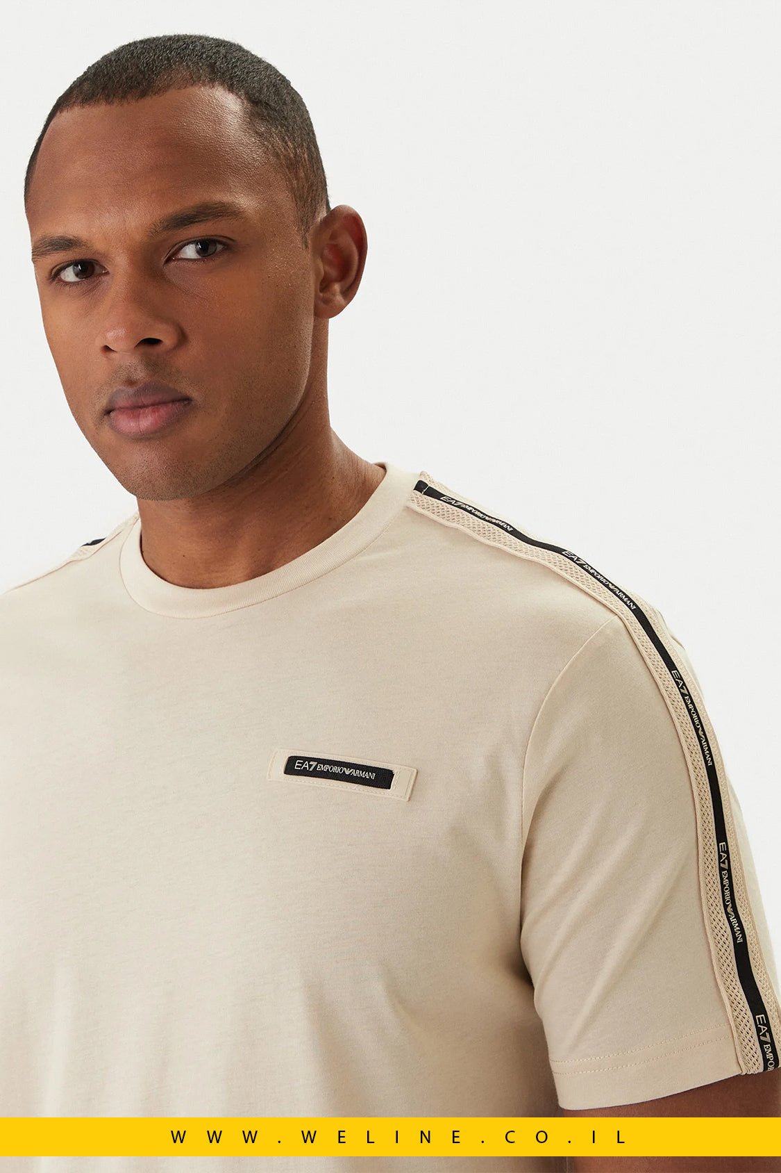 חולצת טי לגברים מבית EA7 Emporio Armani בגזרת Regular Fit - WELINE.CO.IL