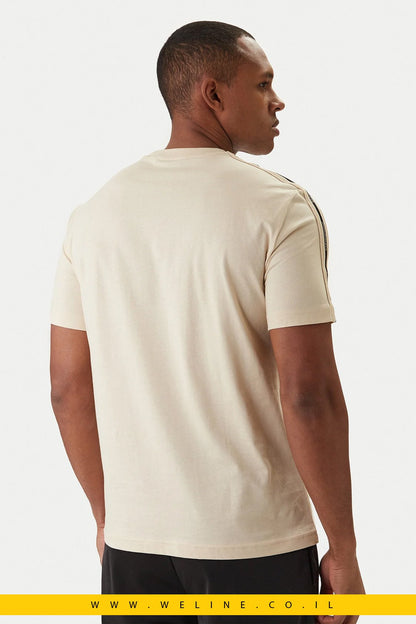 חולצת טי לגברים מבית EA7 Emporio Armani בגזרת Regular Fit - WELINE.CO.IL