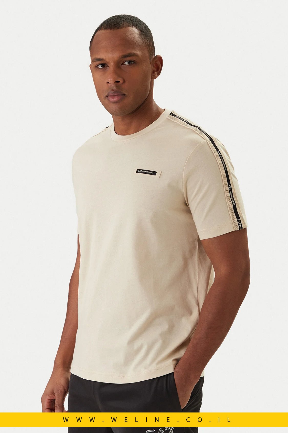 חולצת טי לגברים מבית EA7 Emporio Armani בגזרת Regular Fit - WELINE.CO.IL