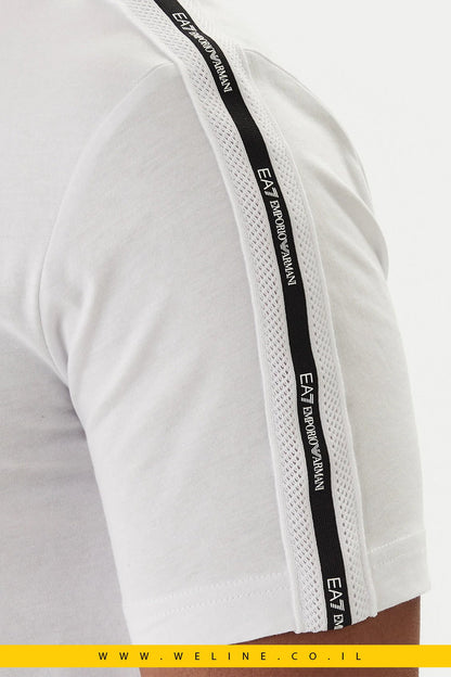 חולצת טי לבן לגברים מבית EA7 Emporio Armani בגזרת Regular Fit - WELINE.CO.IL