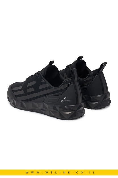 נעלי סניקרס לגברים מבית EA7 Emporio Armani בצבע Triple Black מלא - WELINE.CO.IL