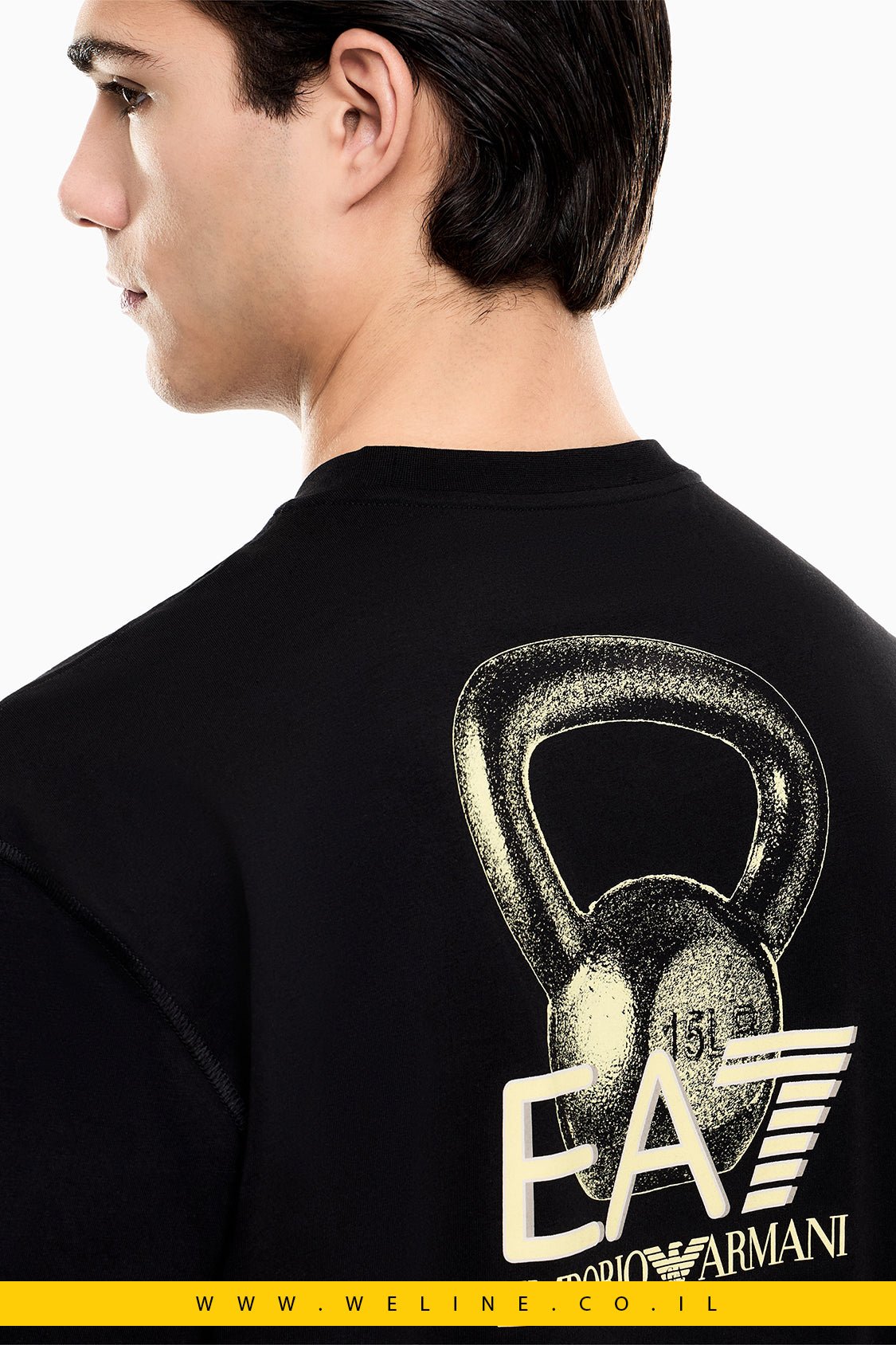 חולצת טי גברים EA7 Graphic Series Cotton Jersey – צבע שחור - WELINE.CO.IL
